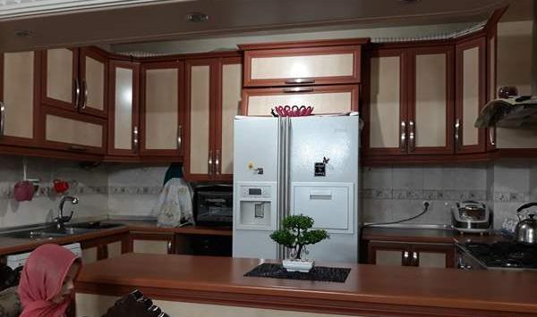 عکس از داخل کابینت آشپزخانه نی نی سایت