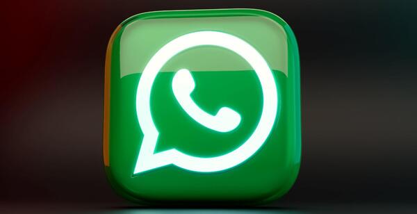 عکس هم گذاری وضعیت واتساپ یعنی چه