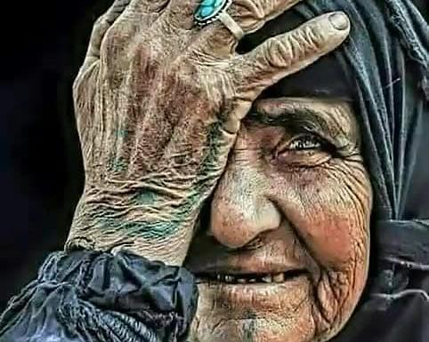 عکس استوری غمگین لری مادر