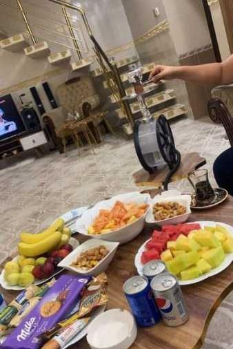 عکس استوری قلیون کشیدن دختر