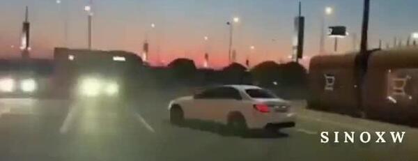 عکس کلیپ استوری ضربان قلبمه مرحمه دردمه