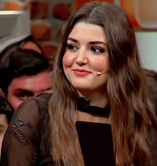 عکسهای هانده ارچل بدون آرایش