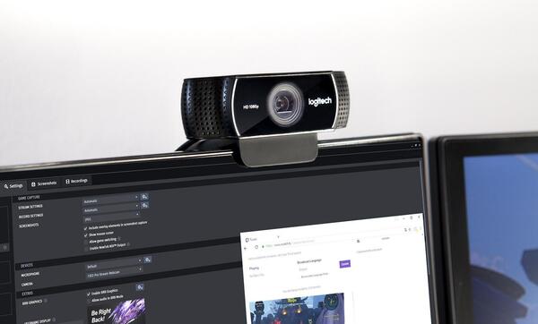 عکس گرفتن با دوربین لپ تاپ