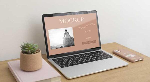 عکس لپ تاپ مینیاتوری