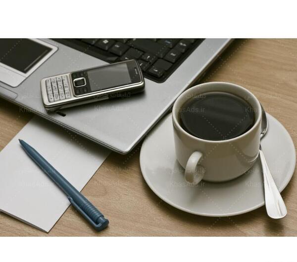 عکس لپ تاپ با قهوه
