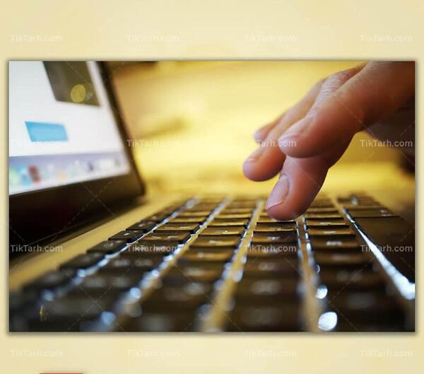 عکس صفحه کلید لپ تاپ به فارسی