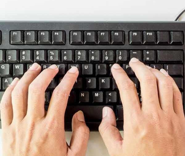 عکس صفحه کلید لپ تاپ به فارسی