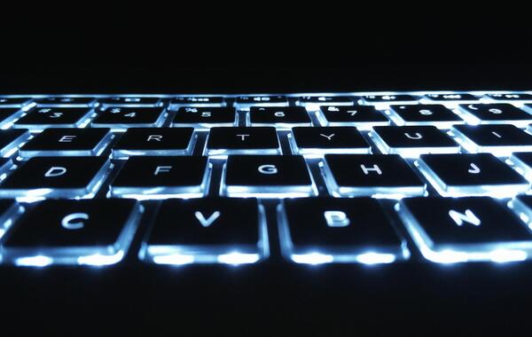 عکس صفحه کلید لپ تاپ ایسوس