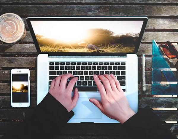 انتقال عکس از لپ تاپ به آیفون بدون کابل