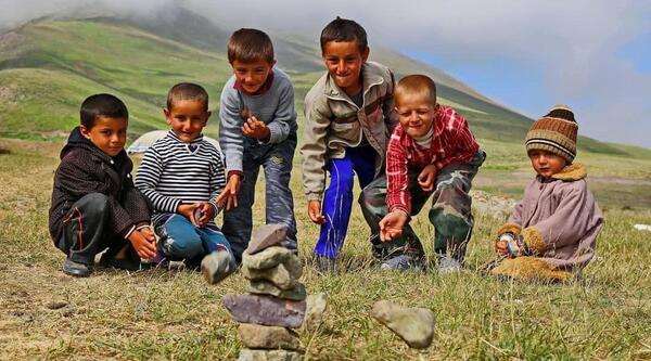عکس بازی هفت سنگ قدیمی