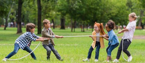 عکس از طناب بازی