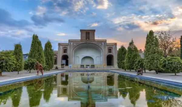 عکس جاهای دیدنی یزد در بهار