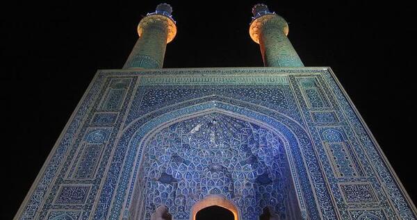 عکس جاهاي ديدني يزد در شب