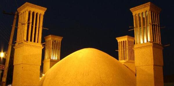 عکس جاهاي ديدني يزد در شب