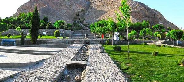 عکس جاهای دیدنی شهر یزد در شب