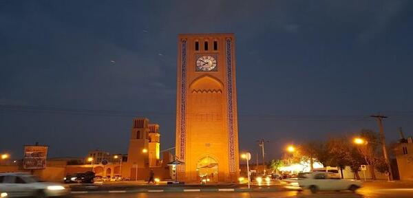 عکس جاهای دیدنی شهر یزد در شب