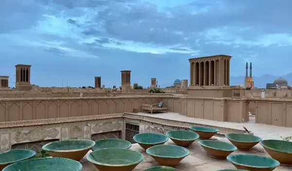 عکس جاهای دیدنی شهر یزد در شب