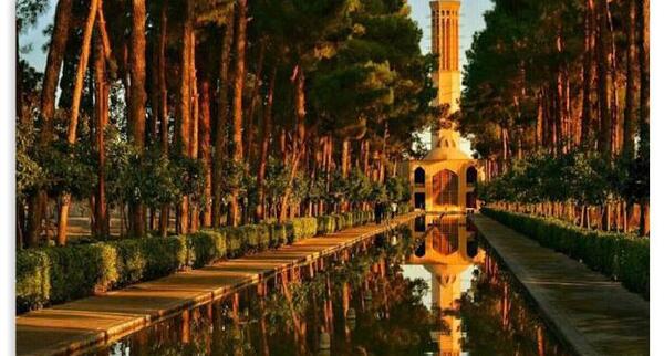 عکس جاهای دیدنی شهر یزد در شب