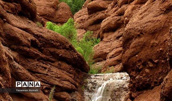 عکس جاهای دیدنی نیشابور در بهار