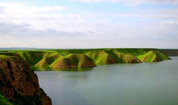 عکس جاهای دیدنی و تاریخی گنبد کاووس