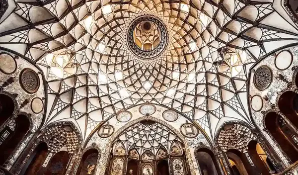 عکس جاهای دیدنی کاشان در زمستان