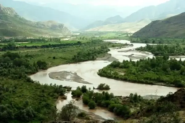 عکس جاهای دیدنی شهر زنجان در تابستان