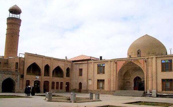 عکس جاهای دیدنی امامزاده حمزه علی