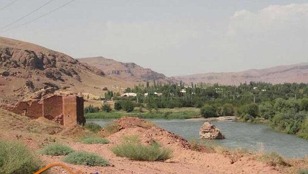 عکس جاهای دیدنی جلفا در بهار