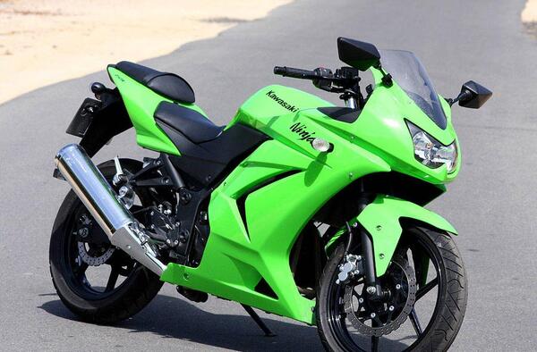 عکس موتور zxr 250