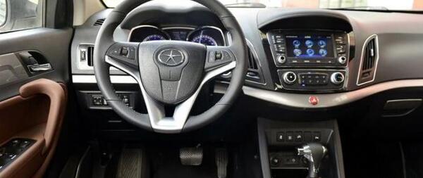 عکس داخل موتور جک s5