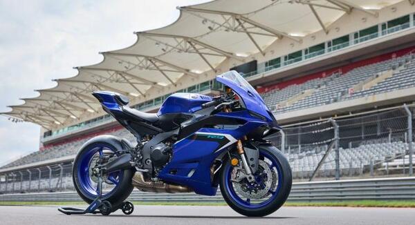 عکس موتور یاماها r6