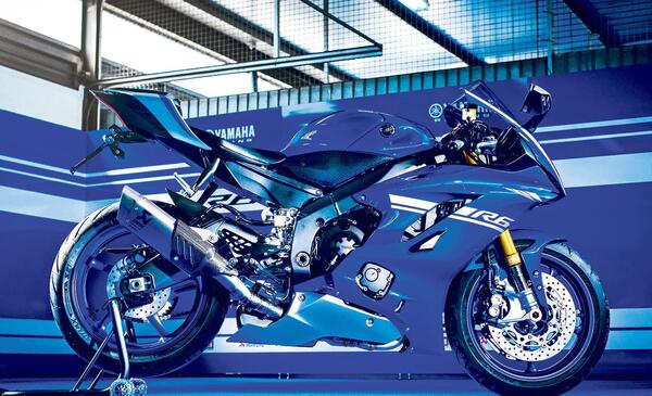 عکس موتور یاماها r6
