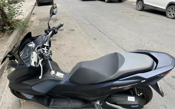 عکس موتور هوندا pcx