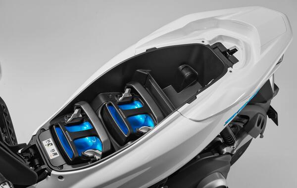 عکس موتور هوندا pcx
