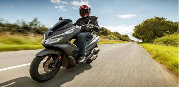 عکس موتور هوندا pcx