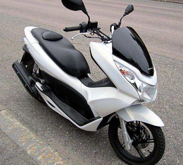عکس موتور هوندا pcx