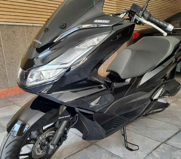 عکس موتور هوندا pcx