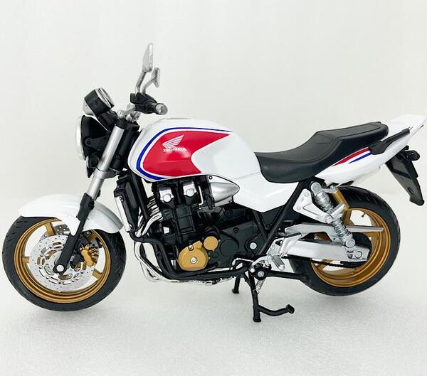 دانلود عکس موتور cb1300