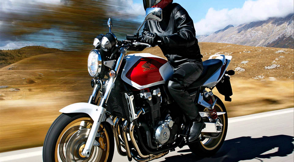 دانلود عکس موتور cb1300