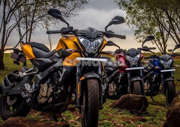 عکس موتور پالس ns200