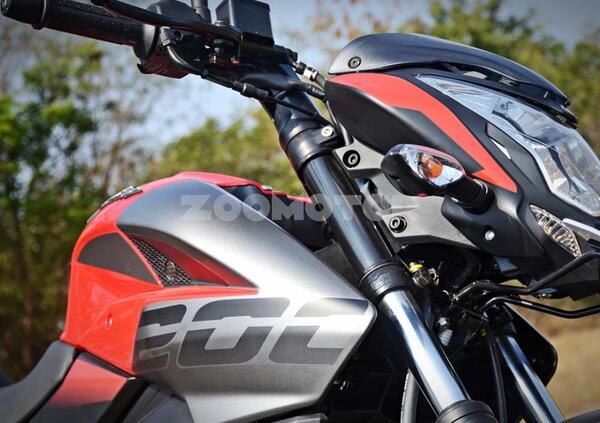 عکس موتور پالس ns200