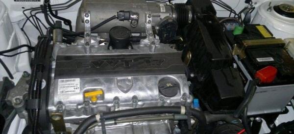 عکس داخل موتور سمند ef7