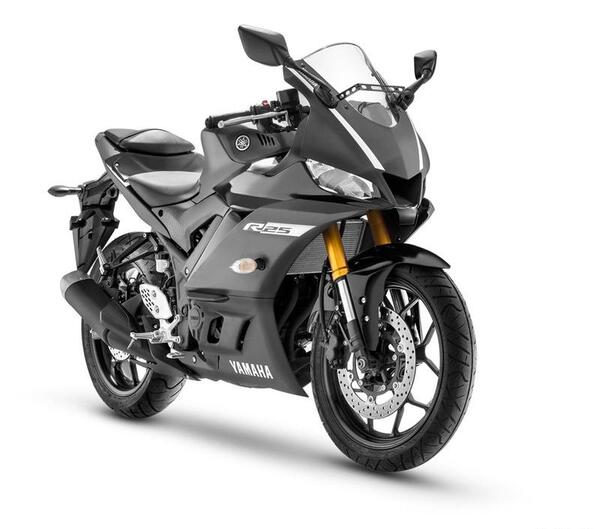 عکس موتور یاماها 1000