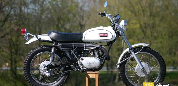 عکس موتور یاماها 400