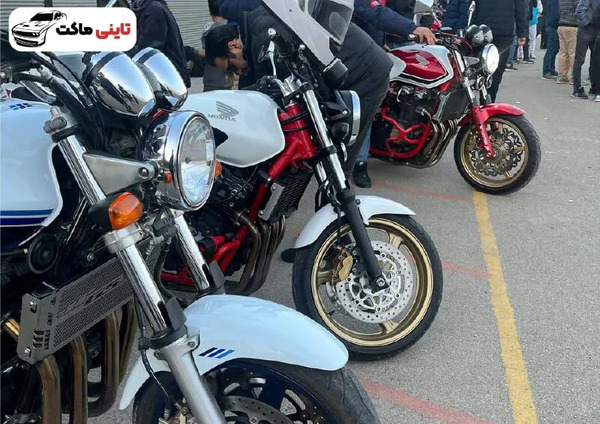 عکس صدای موتور سی بی ۱۳۰۰