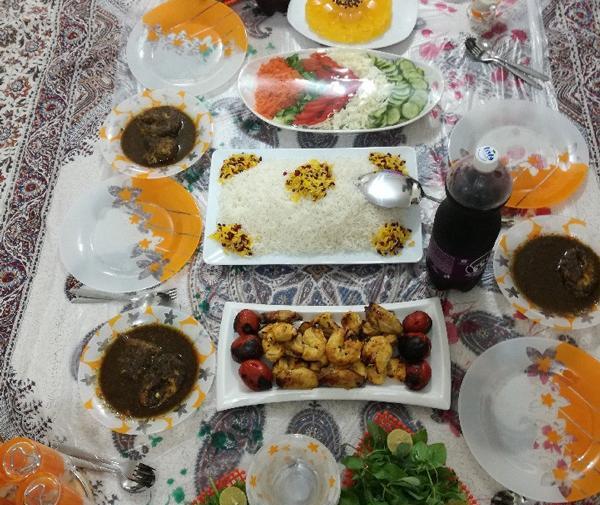 عکس از سفره ناهار