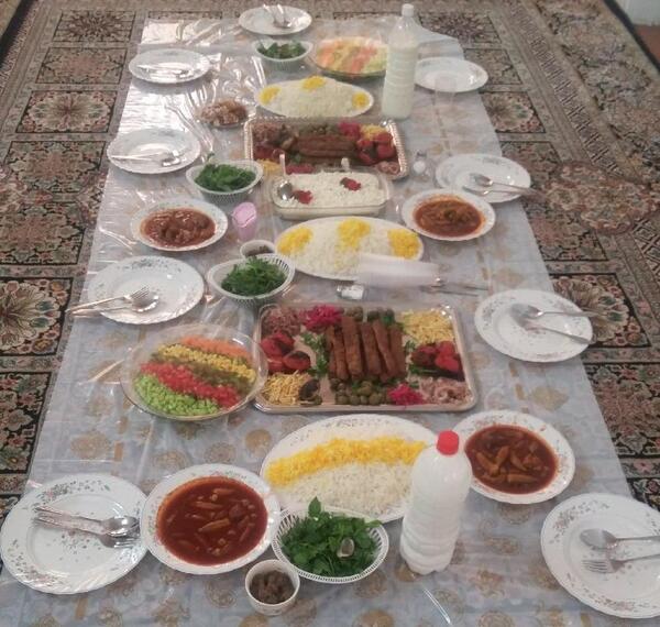 عکس از سفره ناهار