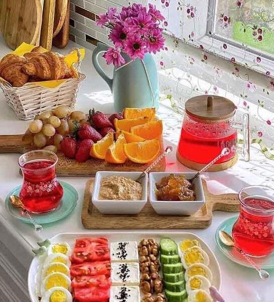 عکس سفره صبحانه ساده