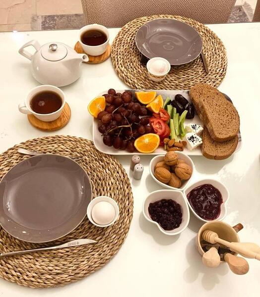 عکس سفره صبحانه در طبیعت