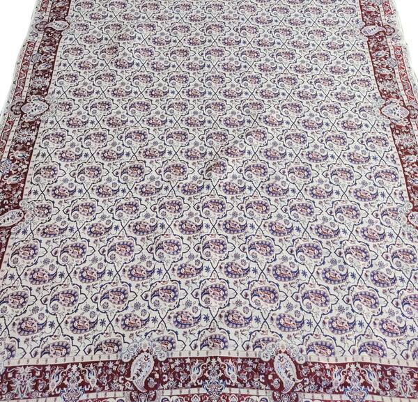 عکس پارچه زیر سفره ای